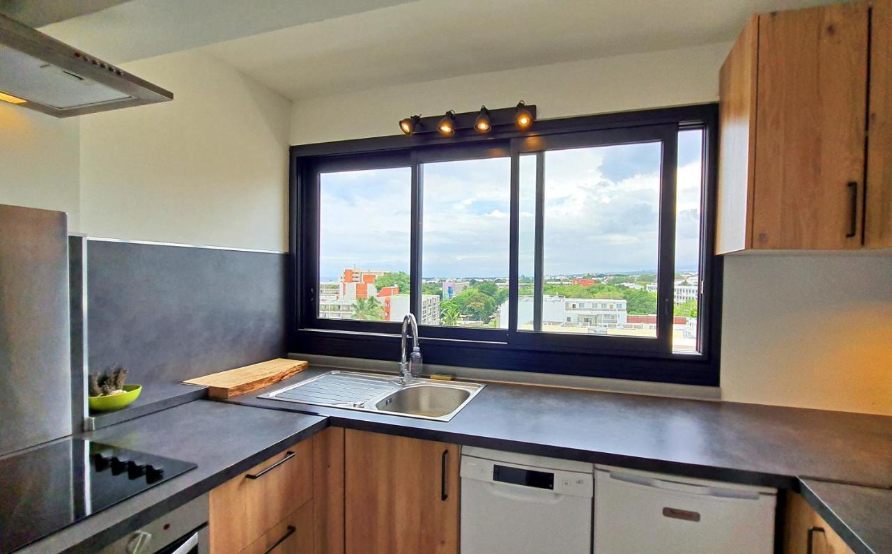 Rooftop - L'Appartement En Haut Сен Дьони Екстериор снимка