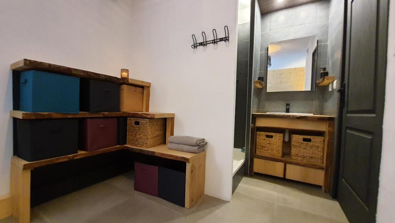 Rooftop - L'Appartement En Haut Сен Дьони Екстериор снимка